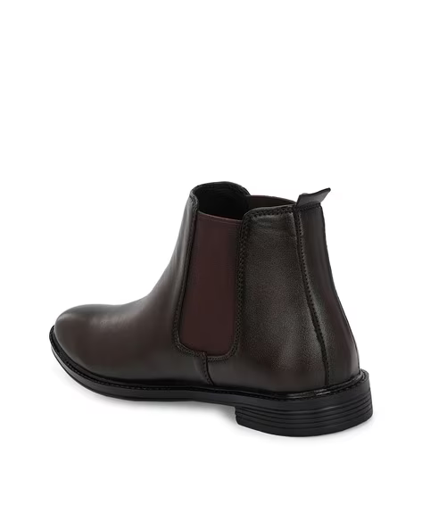 Men Chelsea Boots with Slip-On Styling