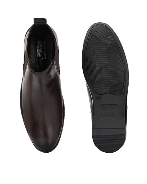 Men Chelsea Boots with Slip-On Styling