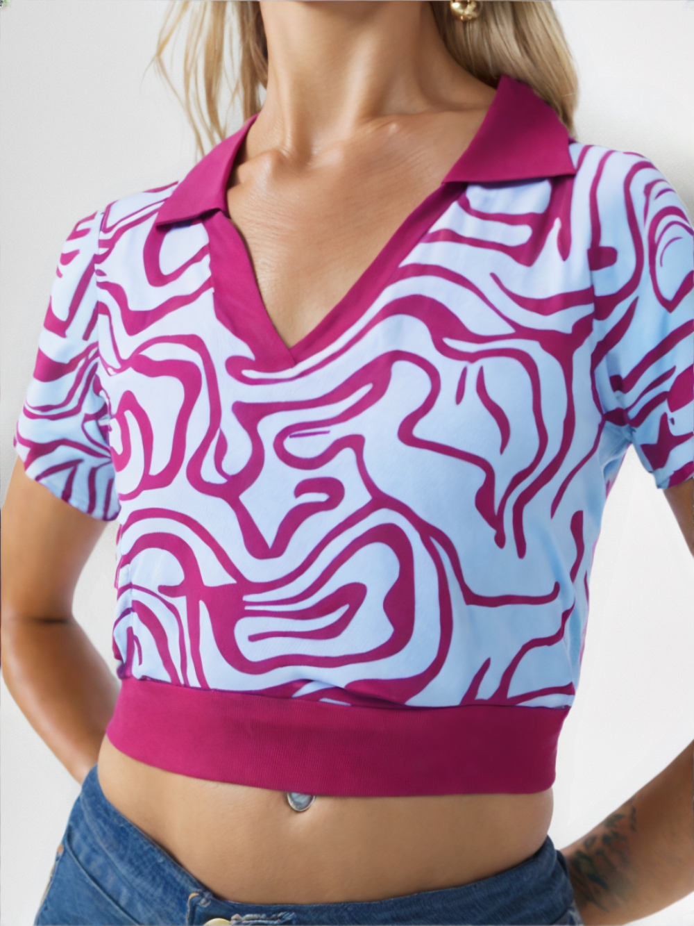 Pink & White Trendy Abstract Print Crop Polo Top for Women – Stylish Summer Half Sleeve T-Shirt
