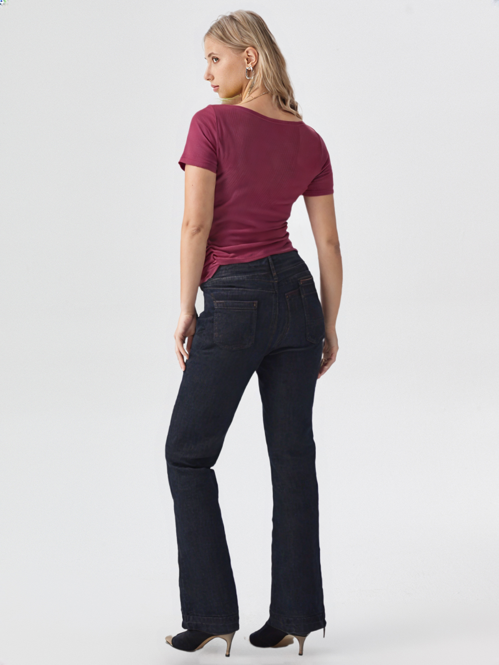 Maroon Solid Ribbed Knit Top with Stylish Square Neck for Women's