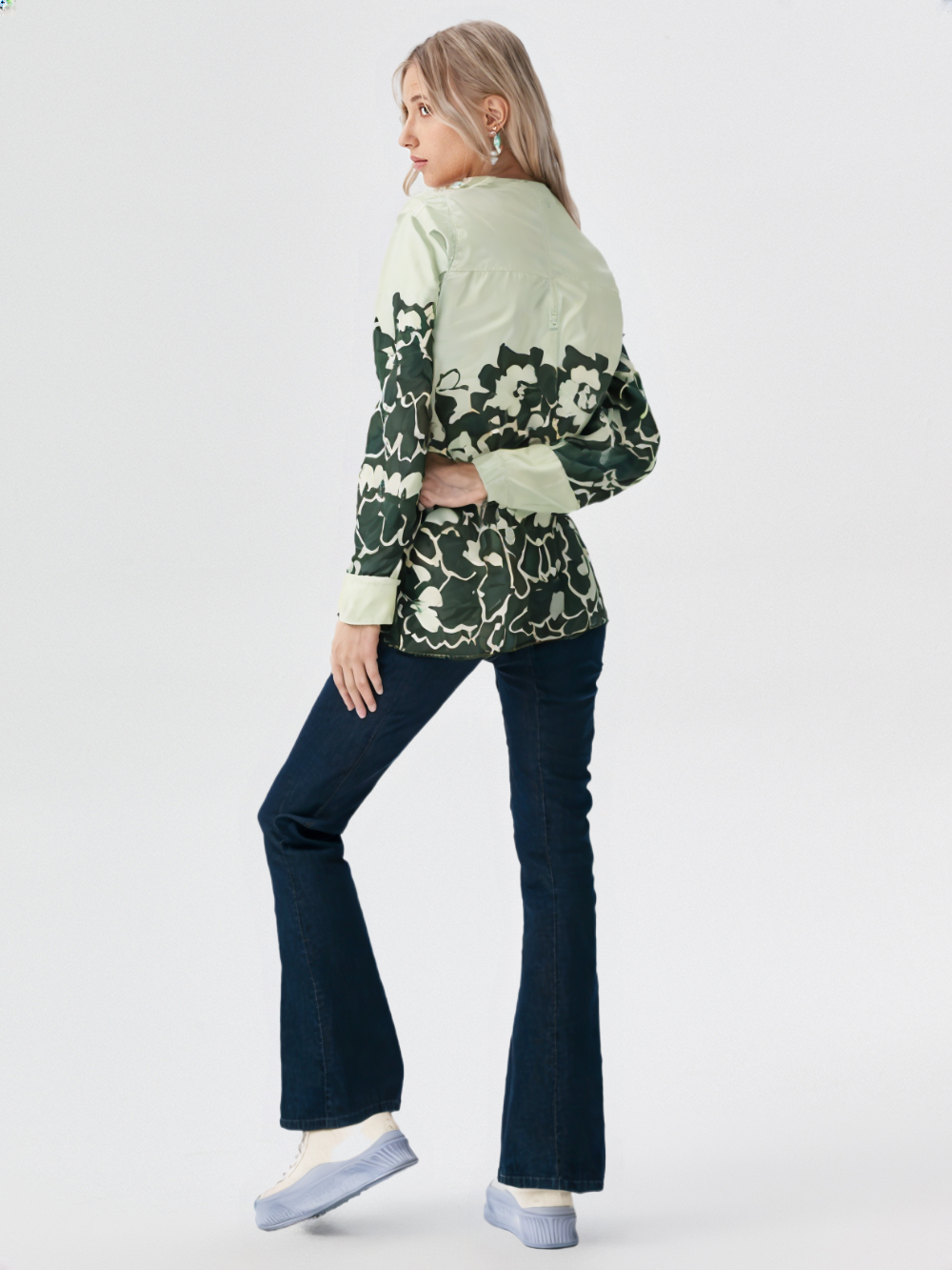 Green Floral Printed Short Shirt for Women's – Stylish Button-Down Casual Top