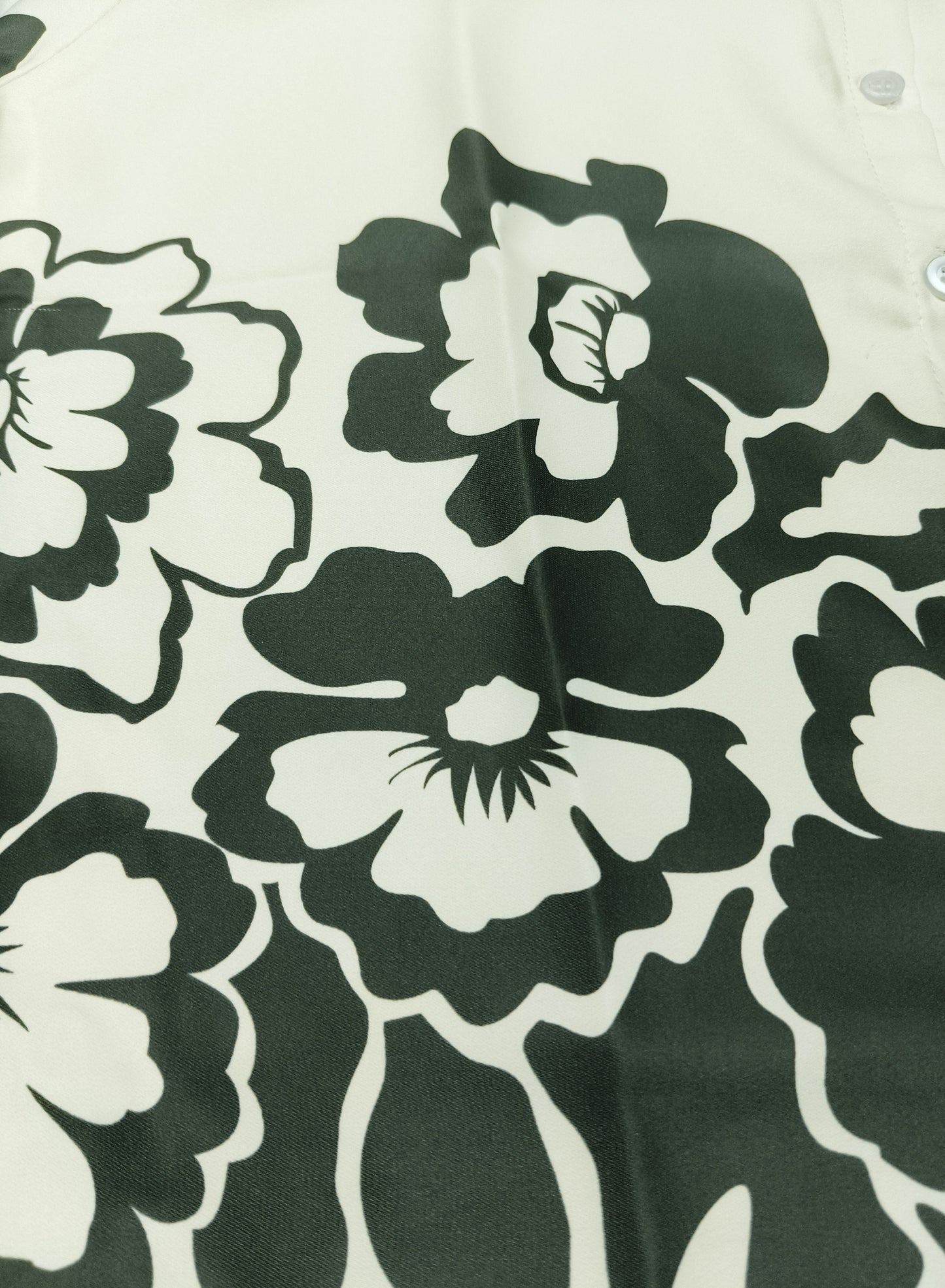 Green Floral Printed Short Shirt for Women's – Stylish Button-Down Casual Top