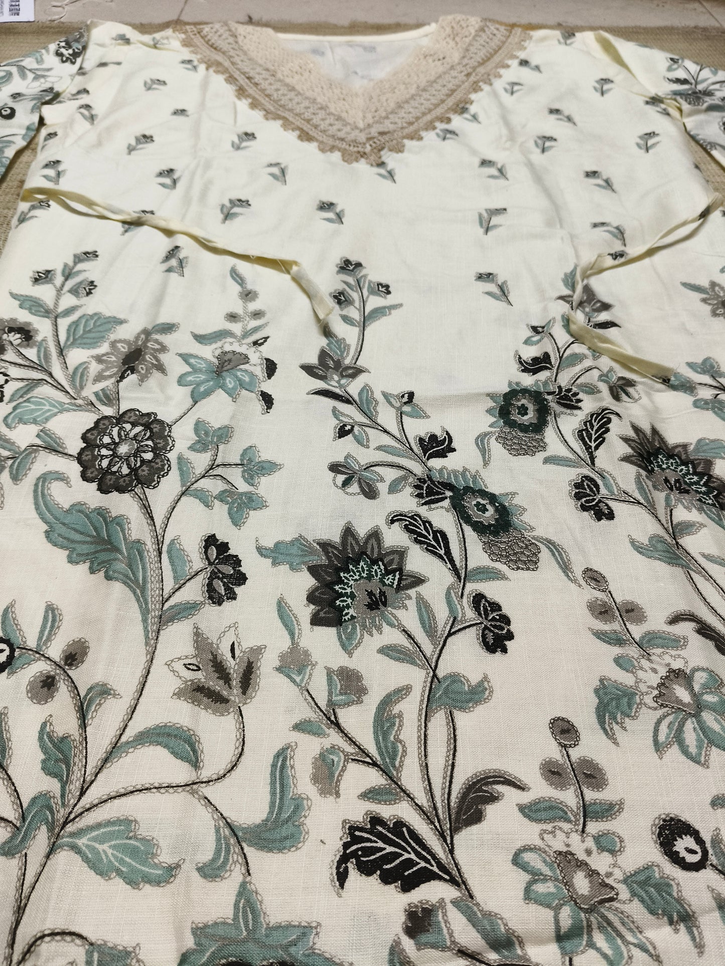 Elegant White & Grey Floral Cotton Co-Ord Set for Women – Lace Neck Design | Summer Casual Wear