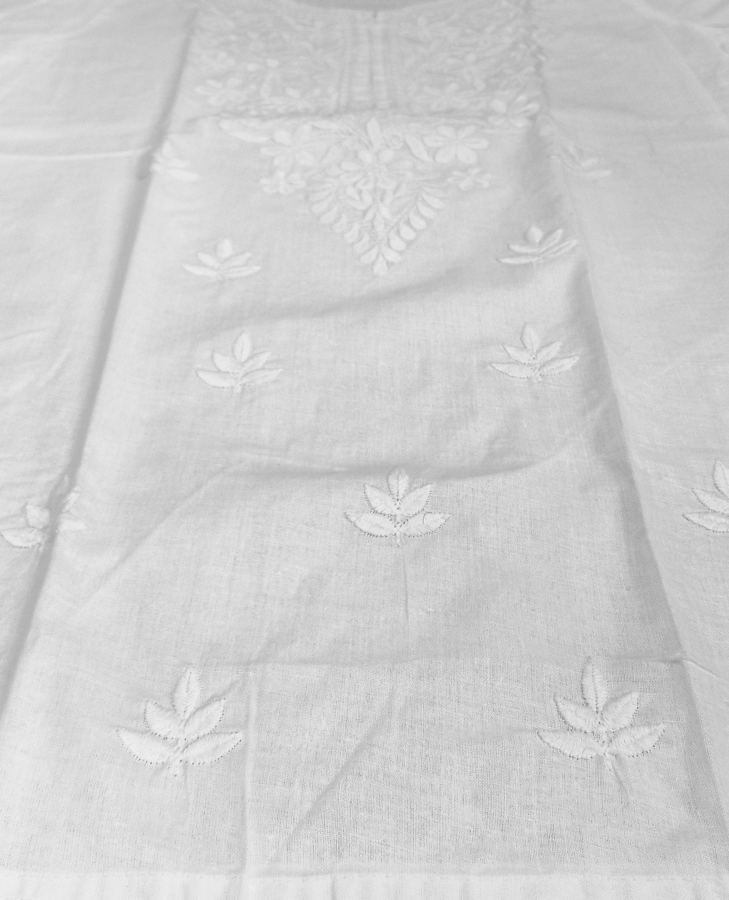 Women's White Cotton Chikankari Kurti – Elegant Hand-Embroidered Casual Wear