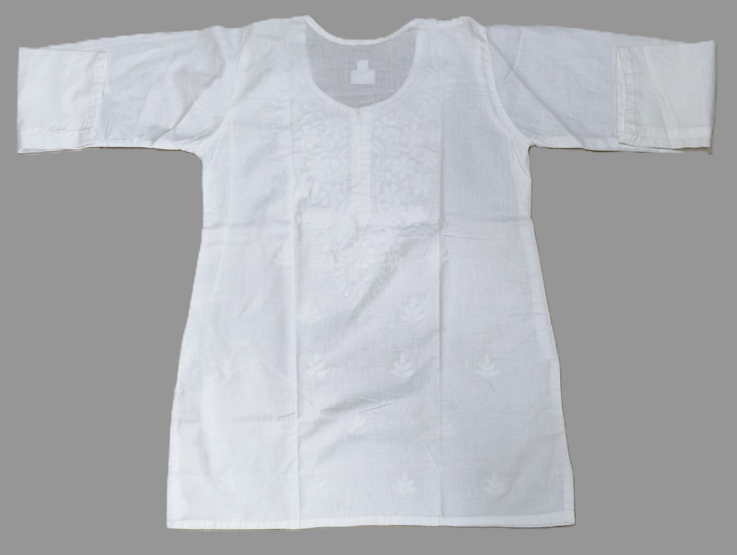 Women's White Cotton Chikankari Kurti – Elegant Hand-Embroidered Casual Wear