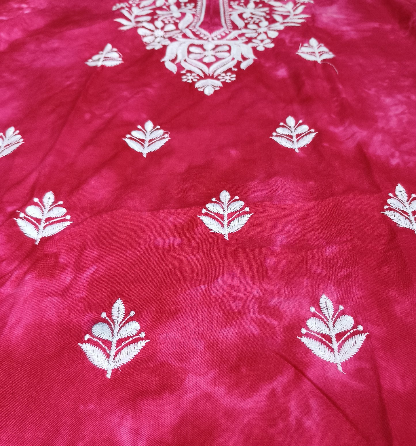Women’s Pink Tie-Dye Cotton Kurti with White Chikankari Embroidery – Casual & Festive Wear