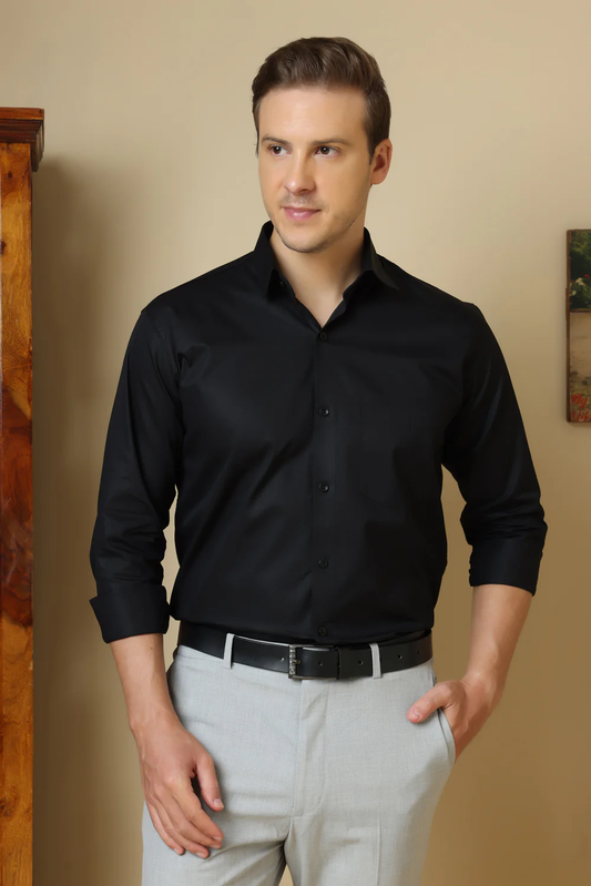 Formal black solid shirt for men