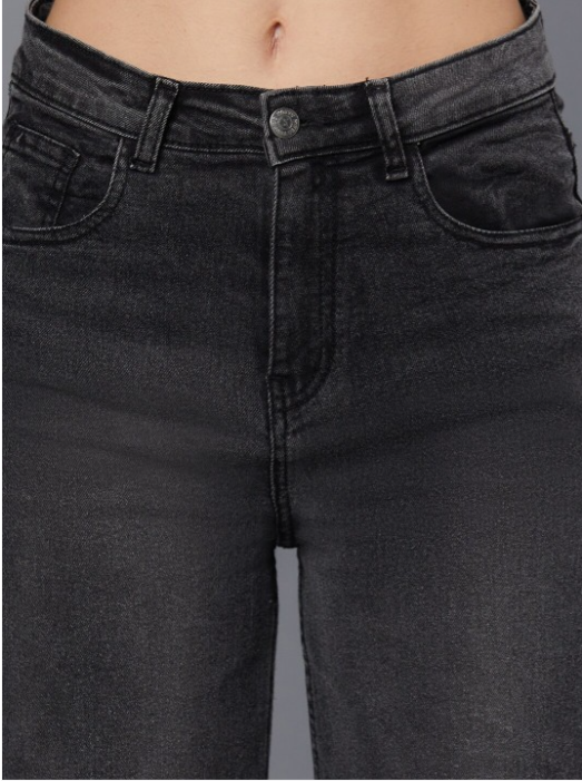 Women's High-Waisted Black Wide-Leg Jeans – Relaxed Fit Denim