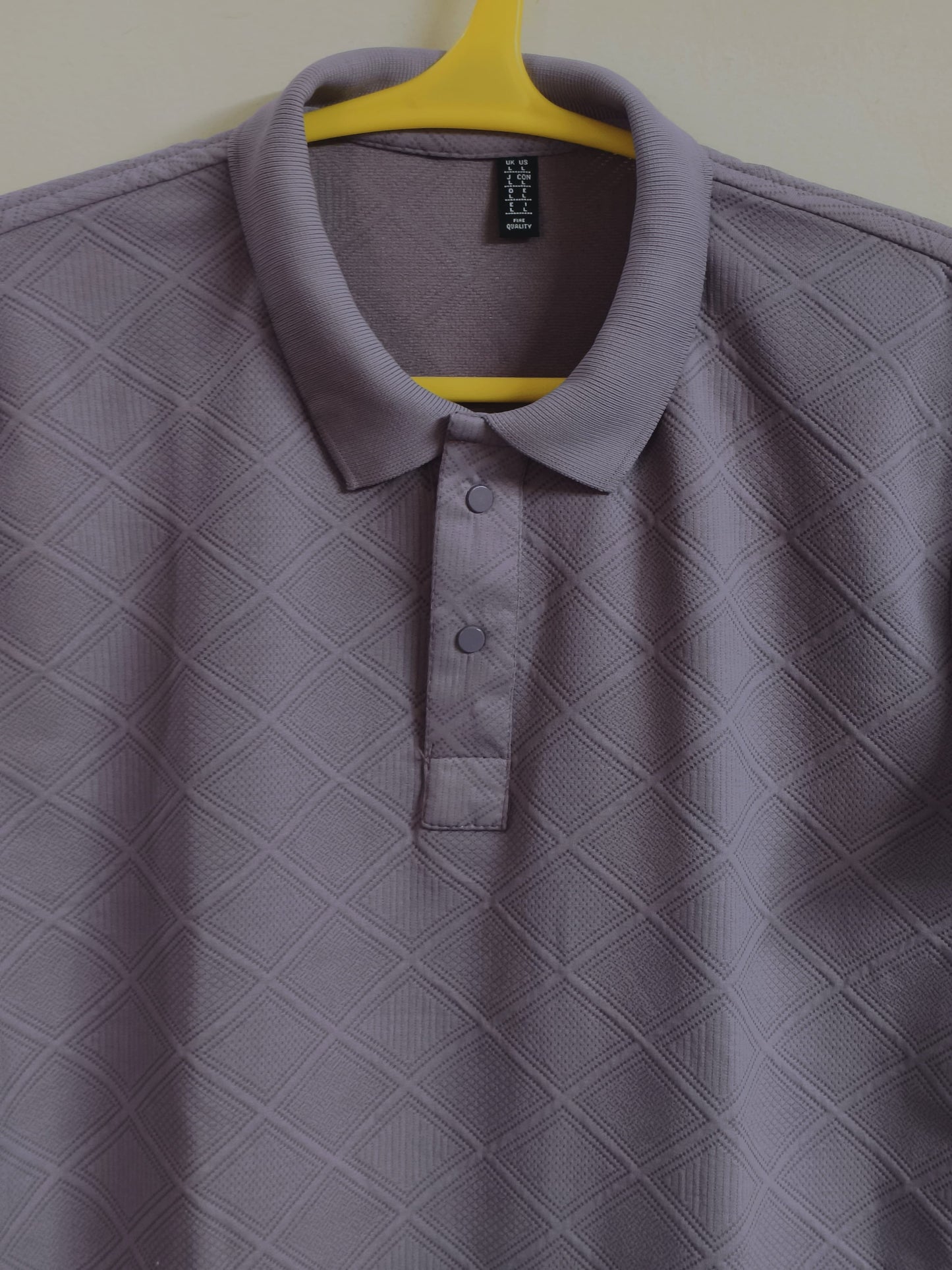 Men's Textured Mauve Polo TShirt – Diamond Pattern