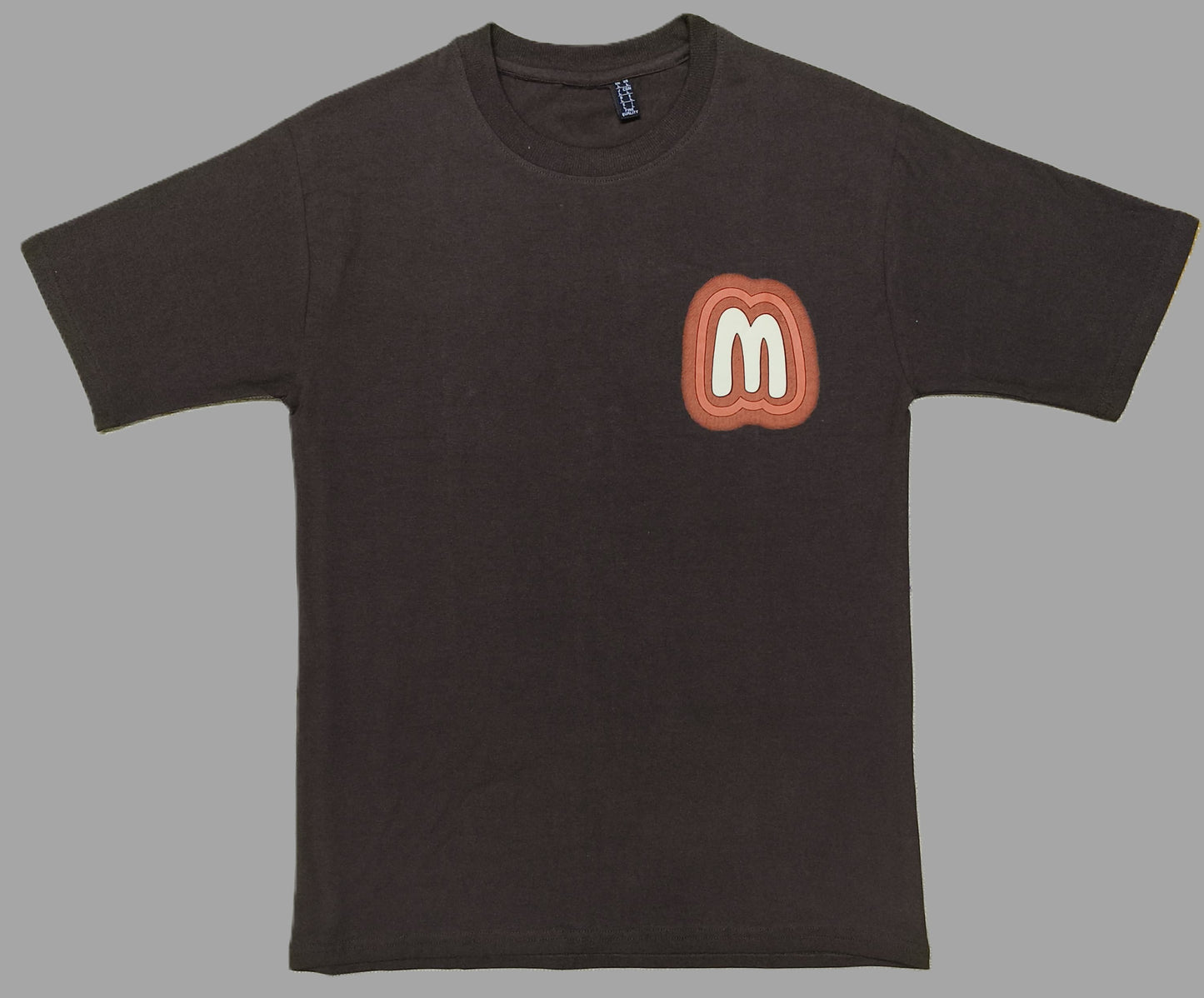 Men’s Brown Graphic T-Shirt with Retro “M” Logo – Casual Streetwear Tee