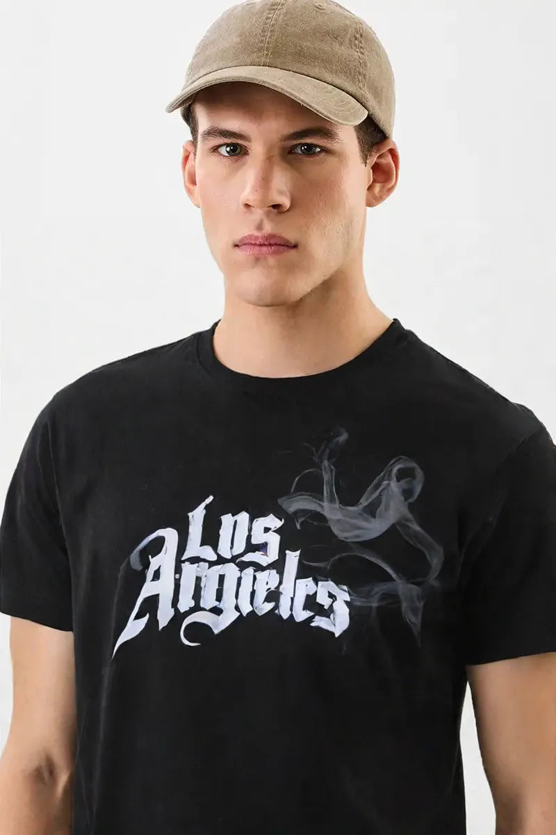 Black Oversized Graphic T-Shirt with Smoke Print – Men's Urban Streetwear