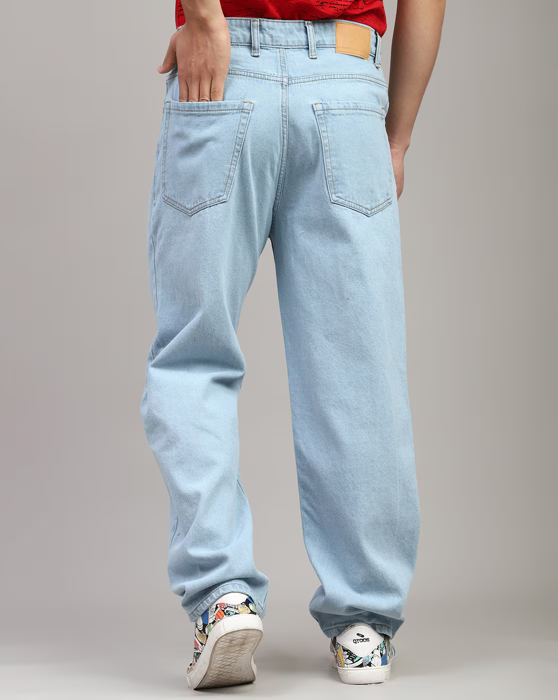 Men’s Light Blue Baggy Fit Jeans | Relaxed Fit Mid-Rise Denim | Oversized Streetwear Style