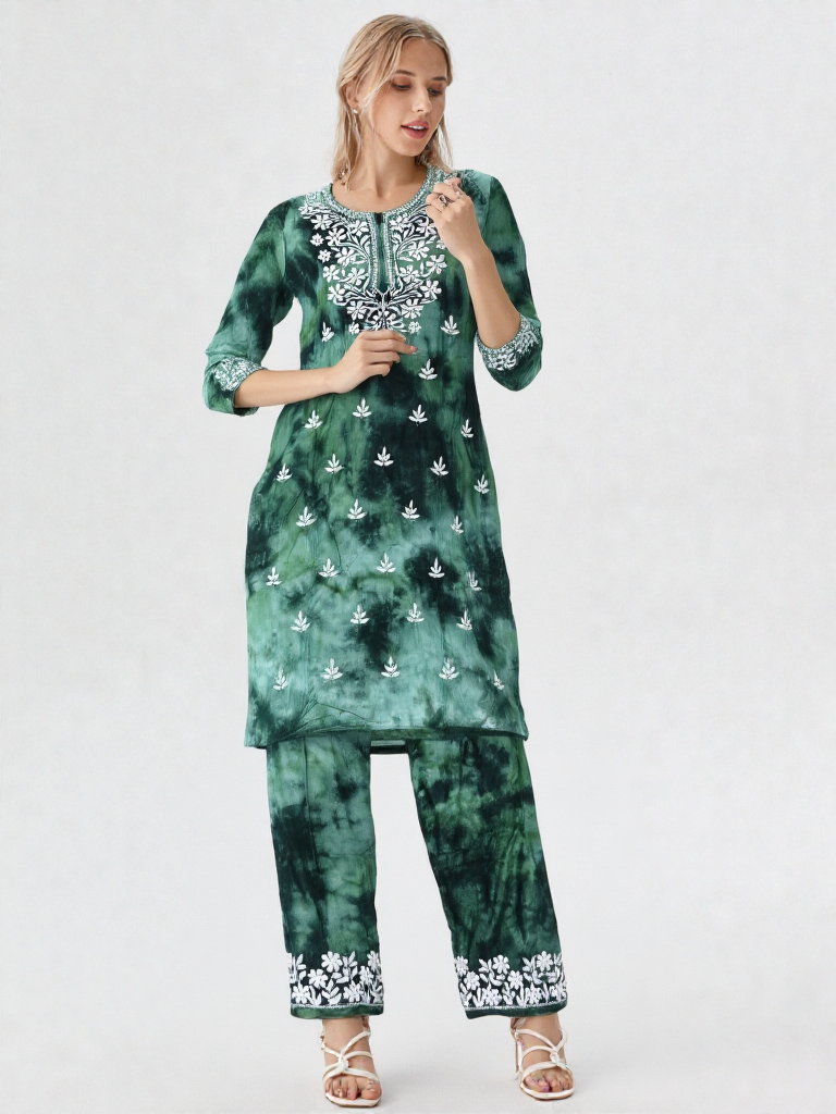 Elegant Green Tie-Dye Cotton Kurta Set with White Embroidery – Ethnic Wear for Women