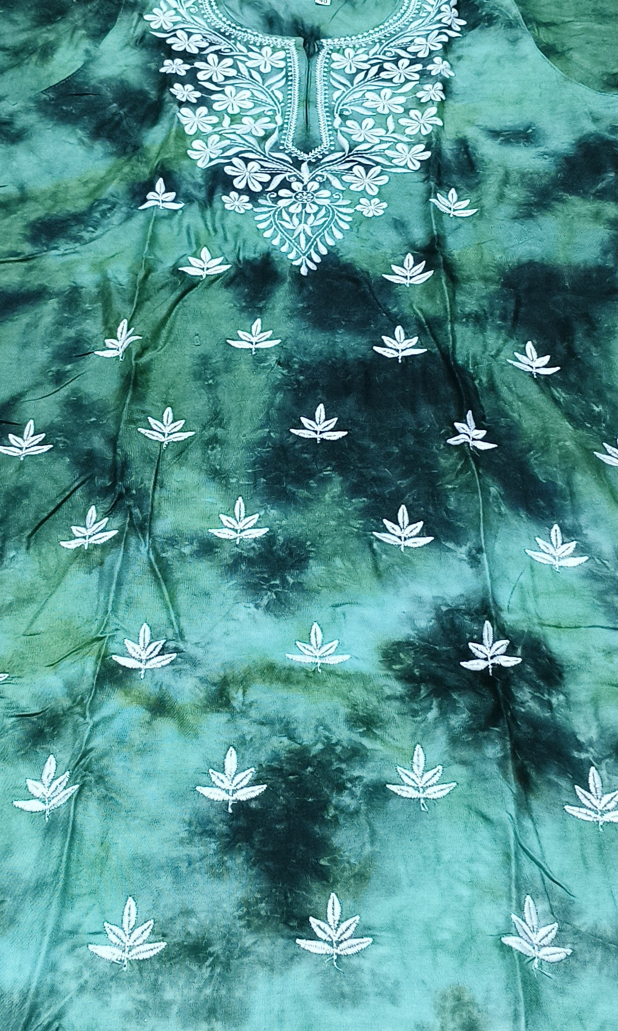Elegant Green Tie-Dye Cotton Kurta Set with White Embroidery – Ethnic Wear for Women