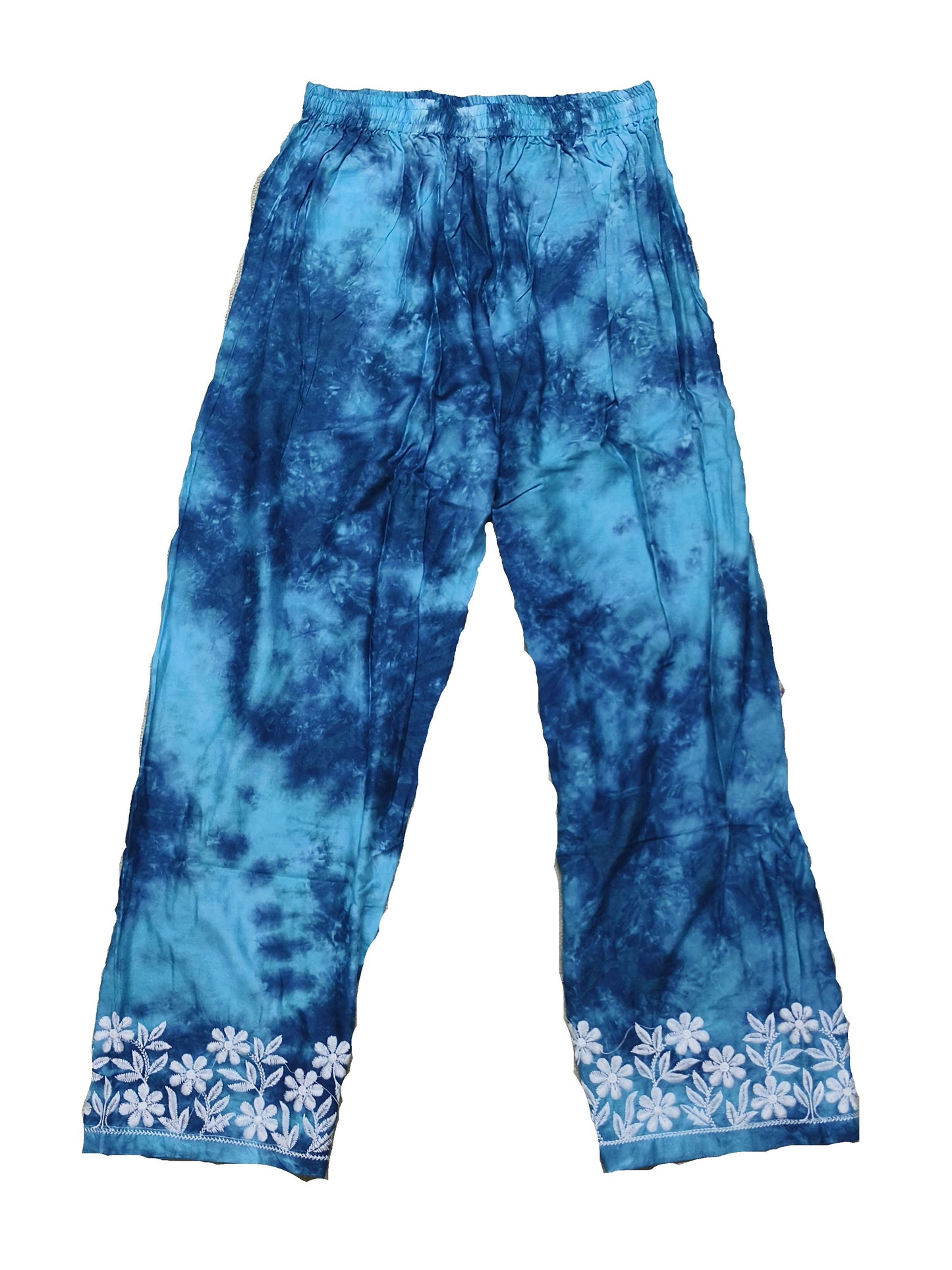 Women’s Blue Tie-Dye Cotton Kurta Set with White Embroidery – Stylish Ethnic Wear