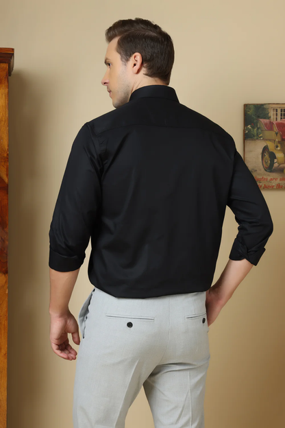 Formal black solid shirt for men