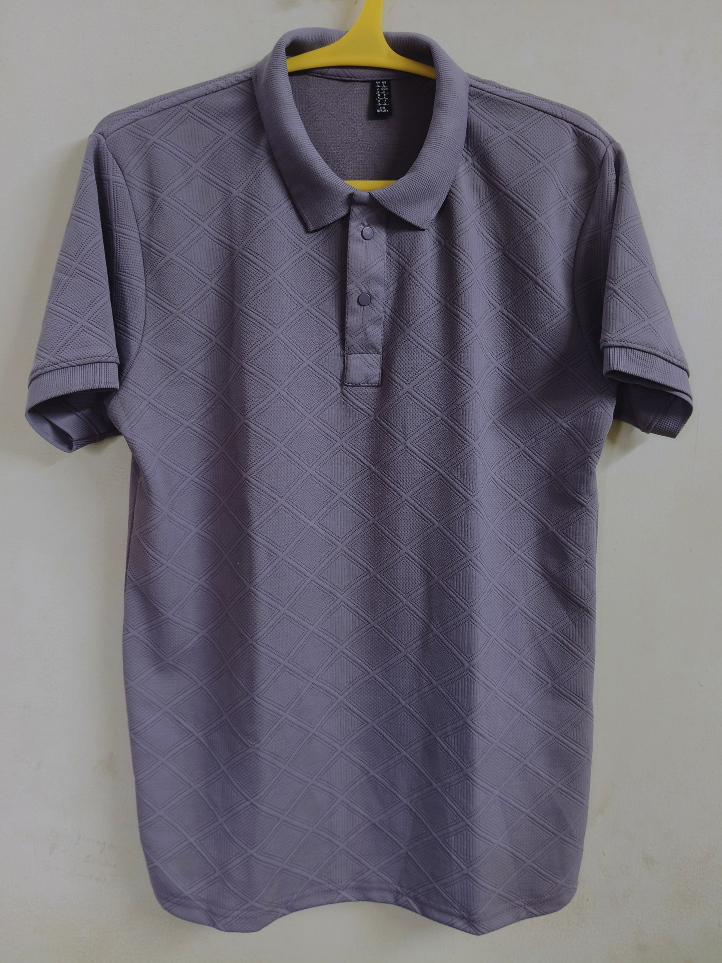 Men's Textured Mauve Polo TShirt – Diamond Pattern