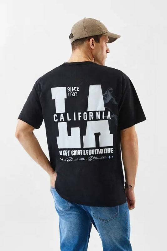 Black Oversized Graphic T-Shirt with Smoke Print – Men's Urban Streetwear